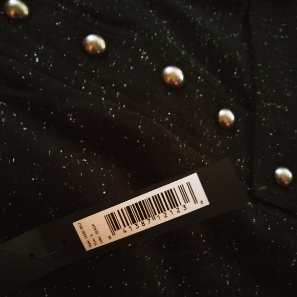 NWT Chelsea and Walker Black Skirt Size 6 - Picture 5 of 7